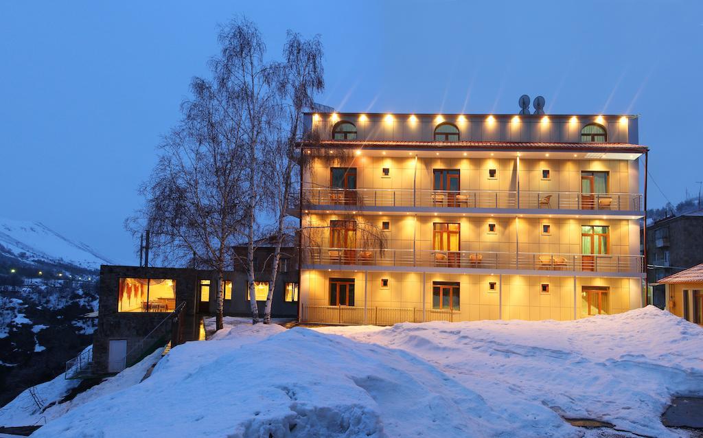 Nairi Hotel Jermuk Exteriör bild